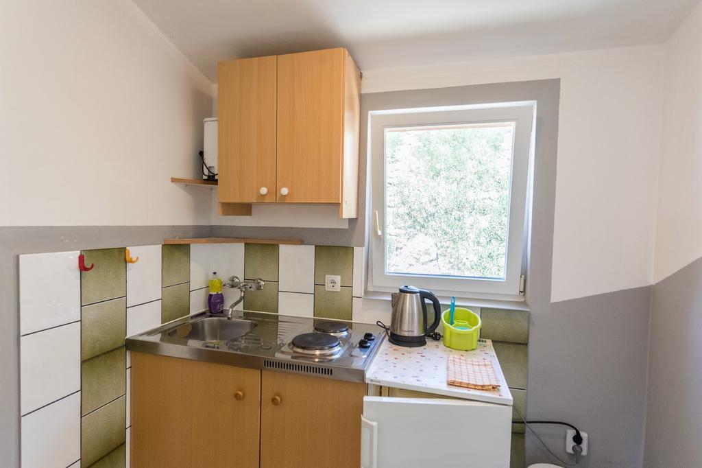 Apartments Laura Блаце Экстерьер фото