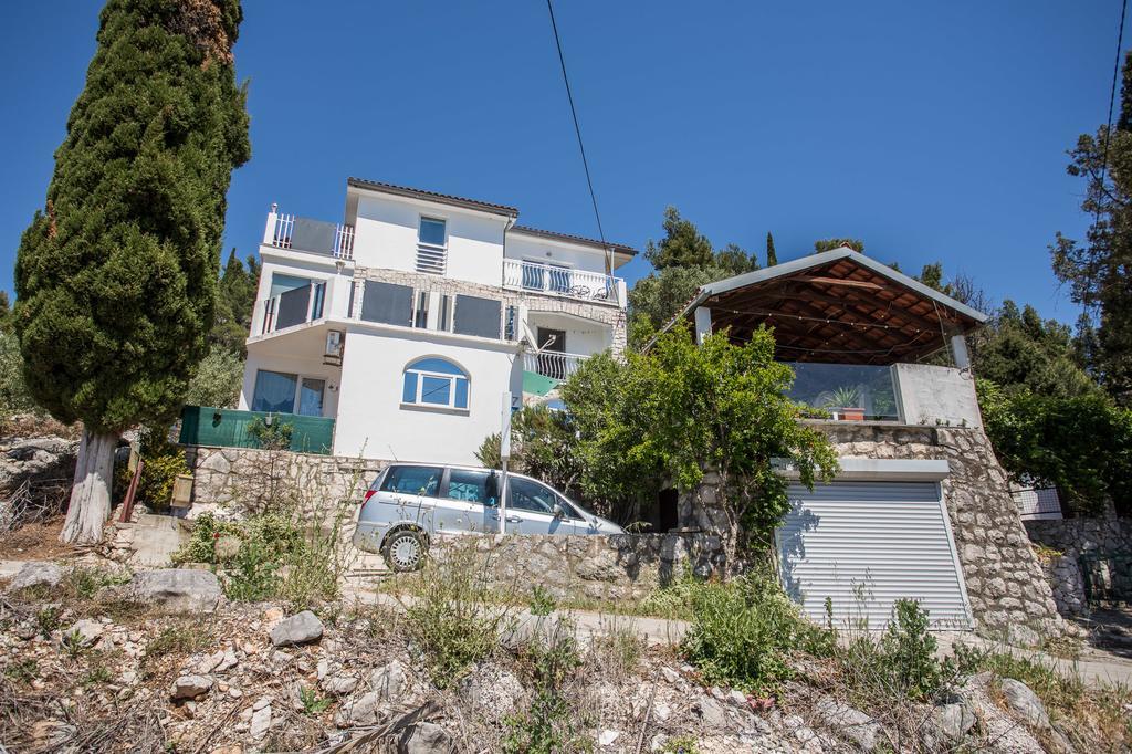 Apartments Laura Блаце Экстерьер фото